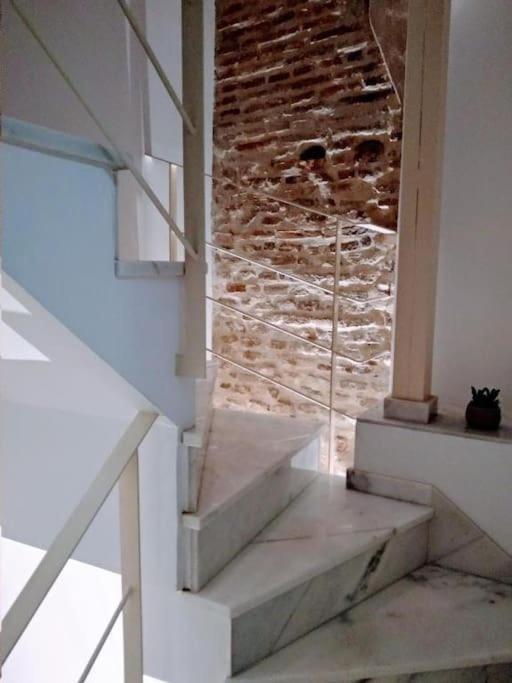 Luxury Complete Building In The Heart Of Sevilla Eksteriør bilde